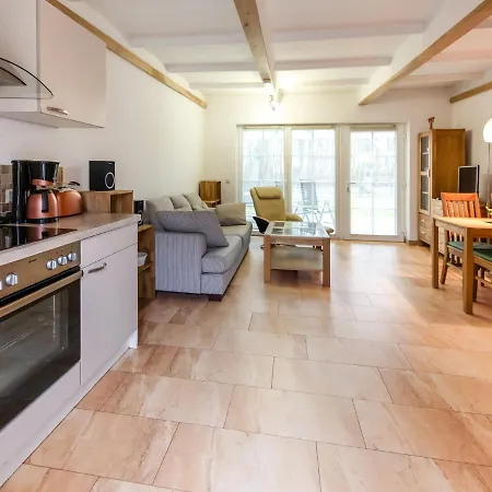 Cosy Holiday In With Terrace Vakantiehuis